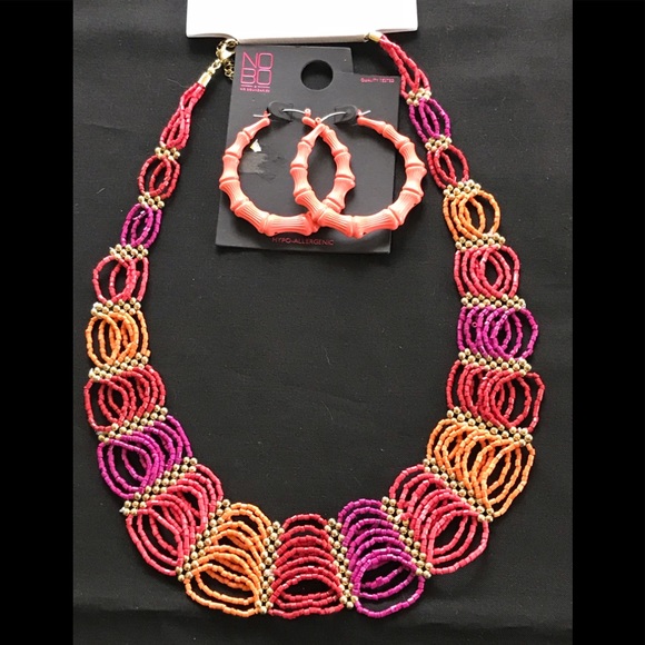 Beaded Necklace and Earrings         NWT - Picture 3 of 4